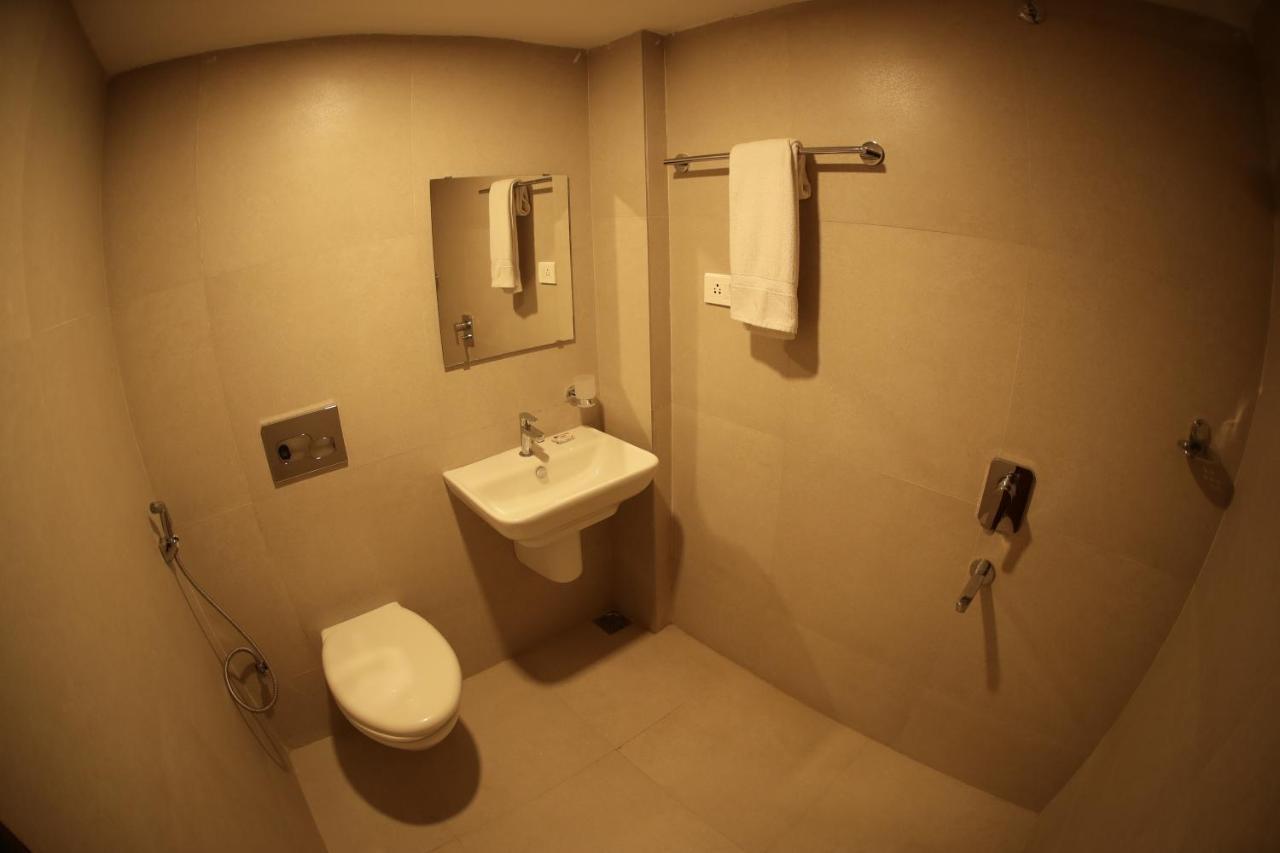 كويمباتور Hotel Nachas المظهر الخارجي الصورة